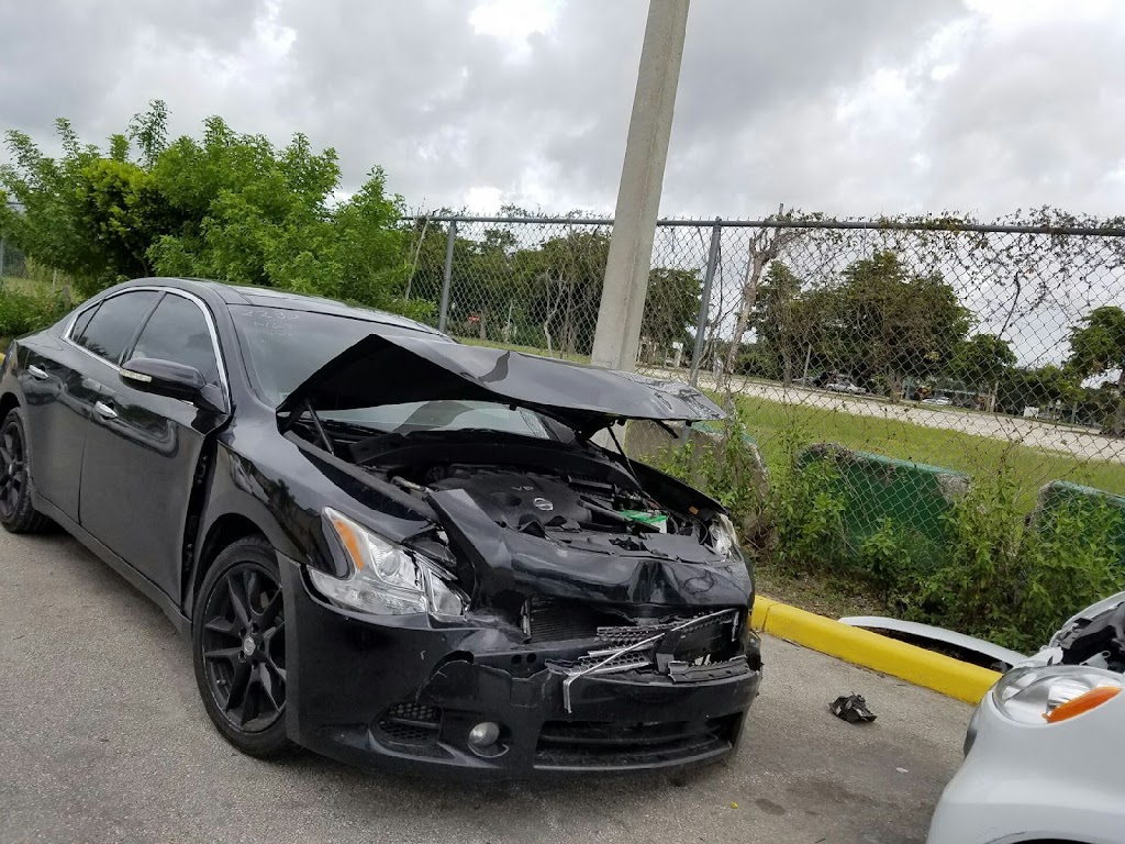 CARSTAR TCA - Sunrise - CLOSED | 10301 NW 50th St #111, Sunrise, FL 33351, USA | Phone: (954) 748-9902