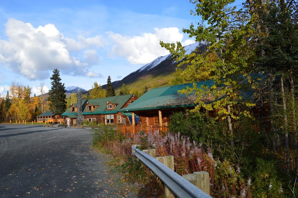 Summit Lake Lodge | 51826 Seward Hwy, Moose Pass, AK 99631, USA | Phone: (907) 244-2031