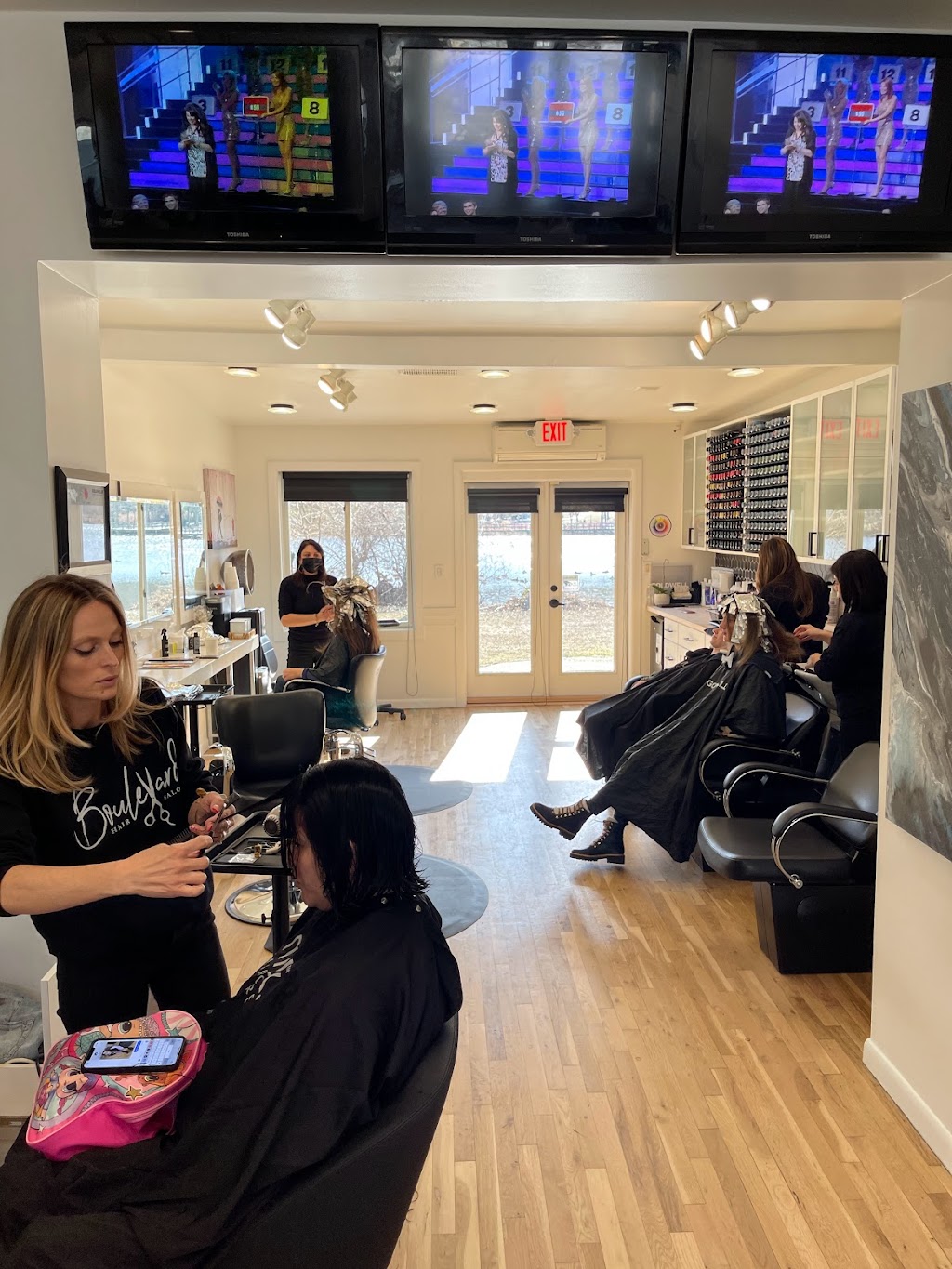 Boulevard Hair Salon | 1372 Old Northern Blvd, Roslyn, NY 11576, USA | Phone: (516) 407-3230