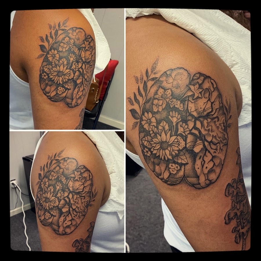 Rize Above Tattoos & More | 6010 Duclay Rd, Jacksonville, FL 32244, USA | Phone: (904) 862-5985