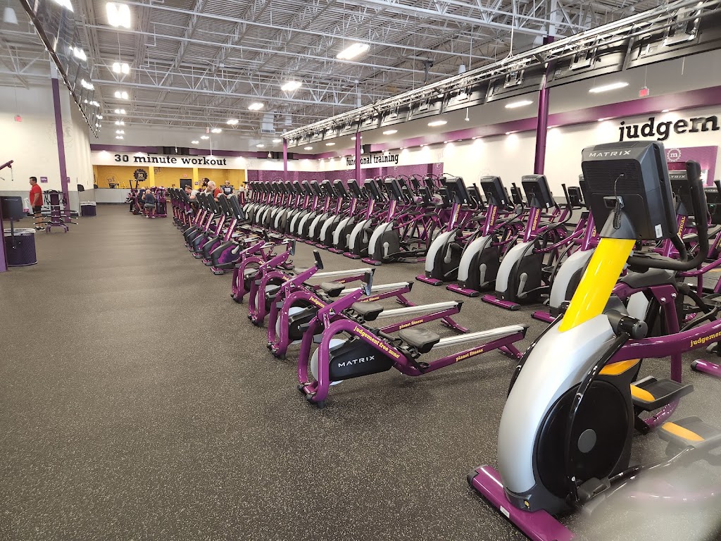 Planet Fitness | 12225 US-19, Bayonet Point, FL 34667, USA | Phone: (727) 258-5566