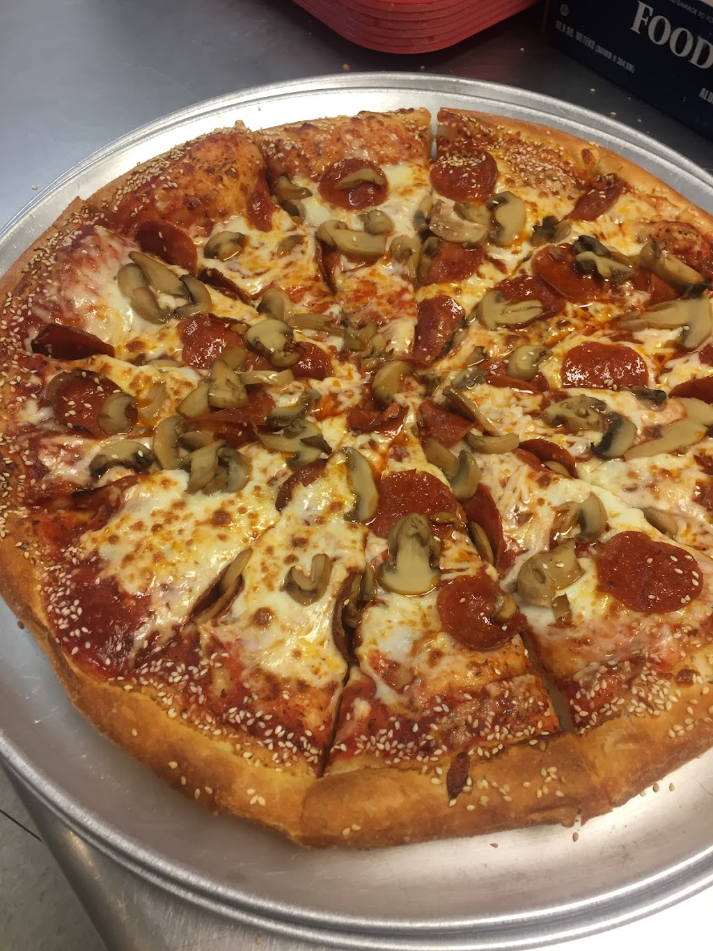 Pizza Shack | 5621 Louisburg Rd, Raleigh, NC 27616, USA | Phone: (919) 872-5400