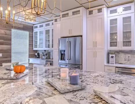 Creative Kitchens & Countertops | 8505 E Adamo Dr Unit B, Tampa, FL 33619 | Phone: (813) 789-5643