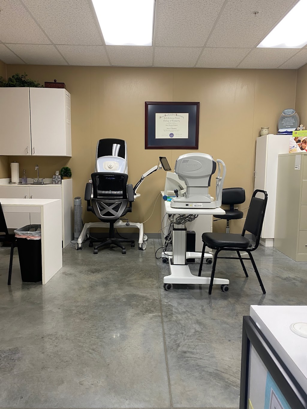 Excellence in Eye Care, LLC | 2225 Grand Cypress Dr, Lutz, FL 33559 | Phone: (813) 279-7038