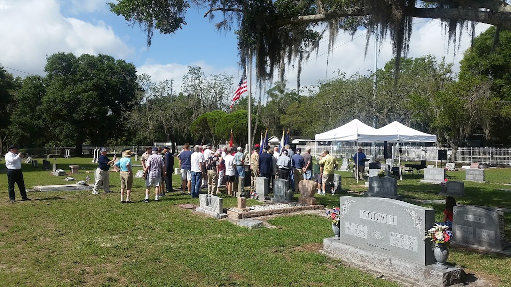 Lake Carroll Cemetery | 2401 Myers Ln, Tampa, FL 33612, USA | Phone: (813) 961-1254