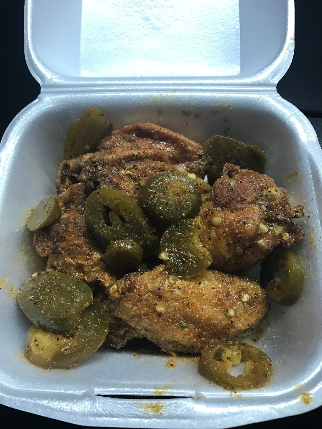 Millbranch Wings & More | 5182 Millbranch Rd, Memphis, TN 38116, USA | Phone: (901) 672-8880