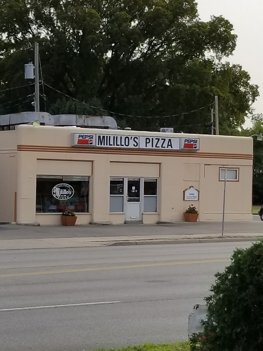 Milillos Pizza | 1010 Main St, Hamilton, OH 45013, USA | Phone: (513) 893-8956