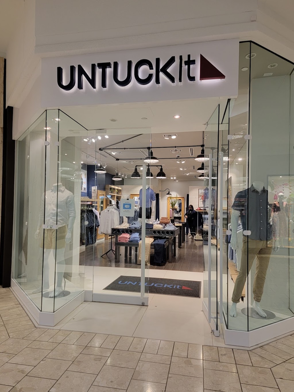 UNTUCKit | 1200 Morris Tpke Space D-101, Short Hills, NJ 07078, USA | Phone: (973) 315-9624