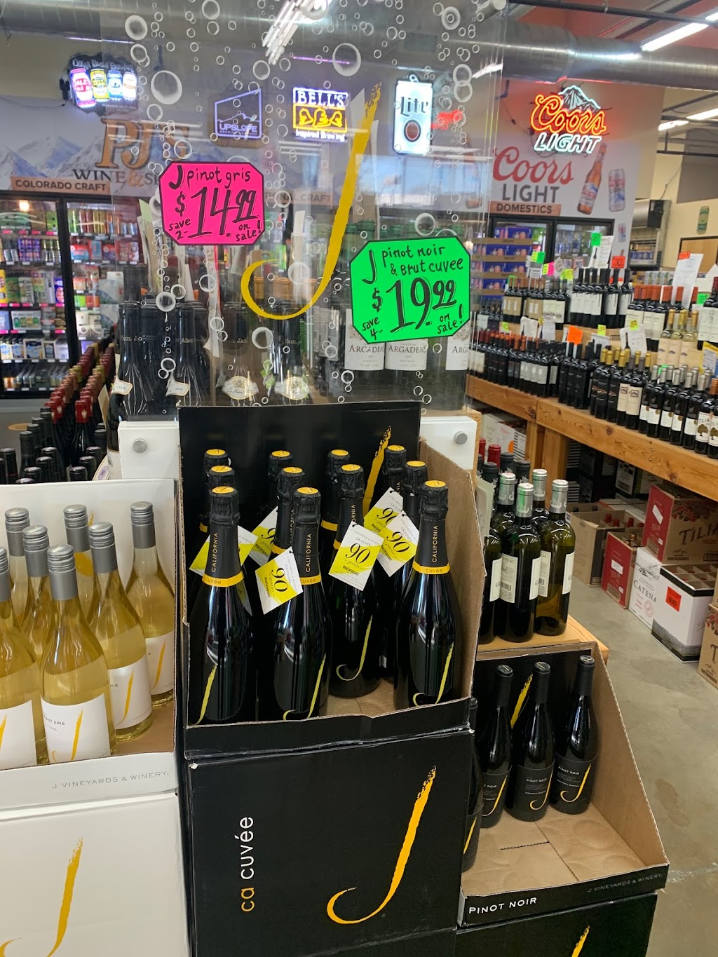 PJs Wine & Spirits | 665 Frontage Rd #130, Longmont, CO 80501 | Phone: (303) 485-8600