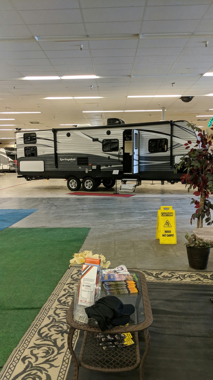 See Grins RV Sales | 7900 Arroyo Cir, Gilroy, CA 95020, USA | Phone: (408) 683-4652