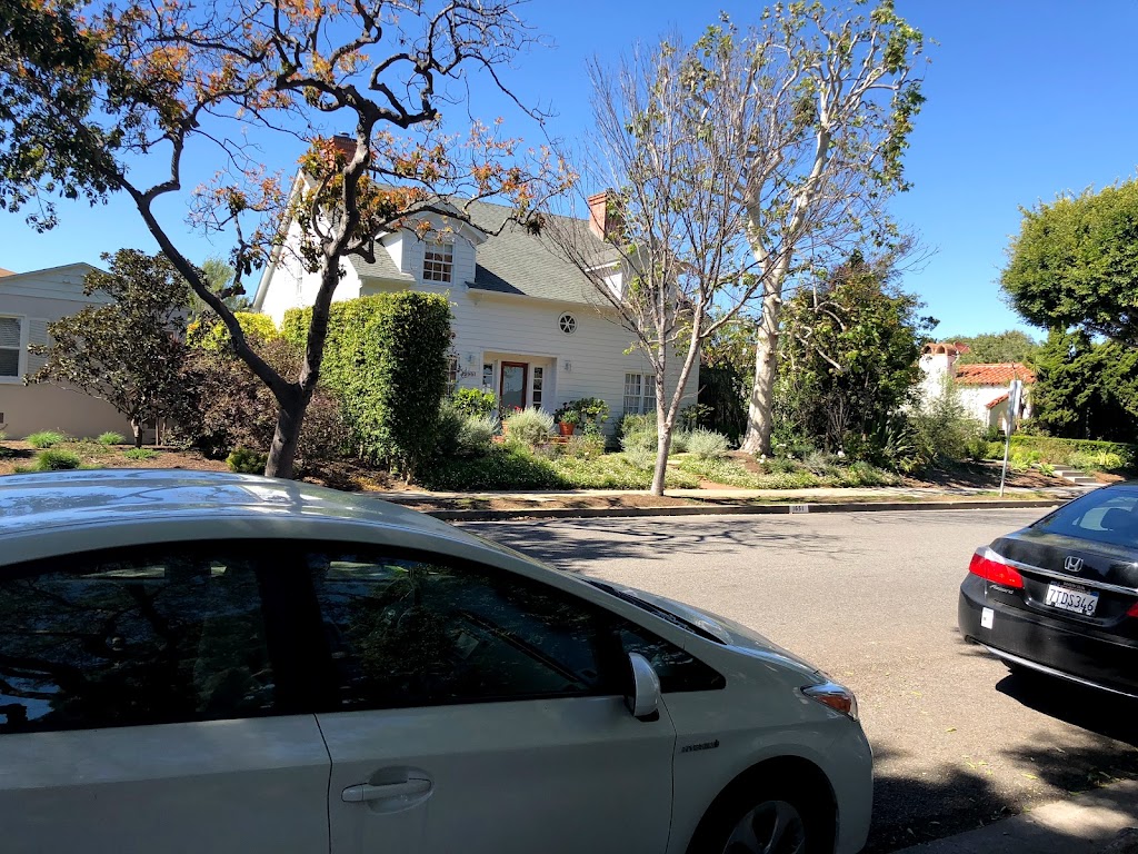 Ashland Park | 1650 Ashland Ave, Santa Monica, CA 90405, USA | Phone: (310) 458-8974