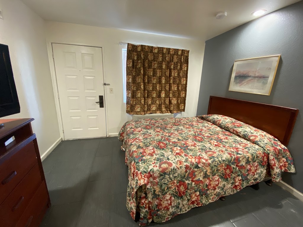 Budget Inn and Suites | 3473 W Hammer Ln, Stockton, CA 95219, USA | Phone: (209) 473-2000