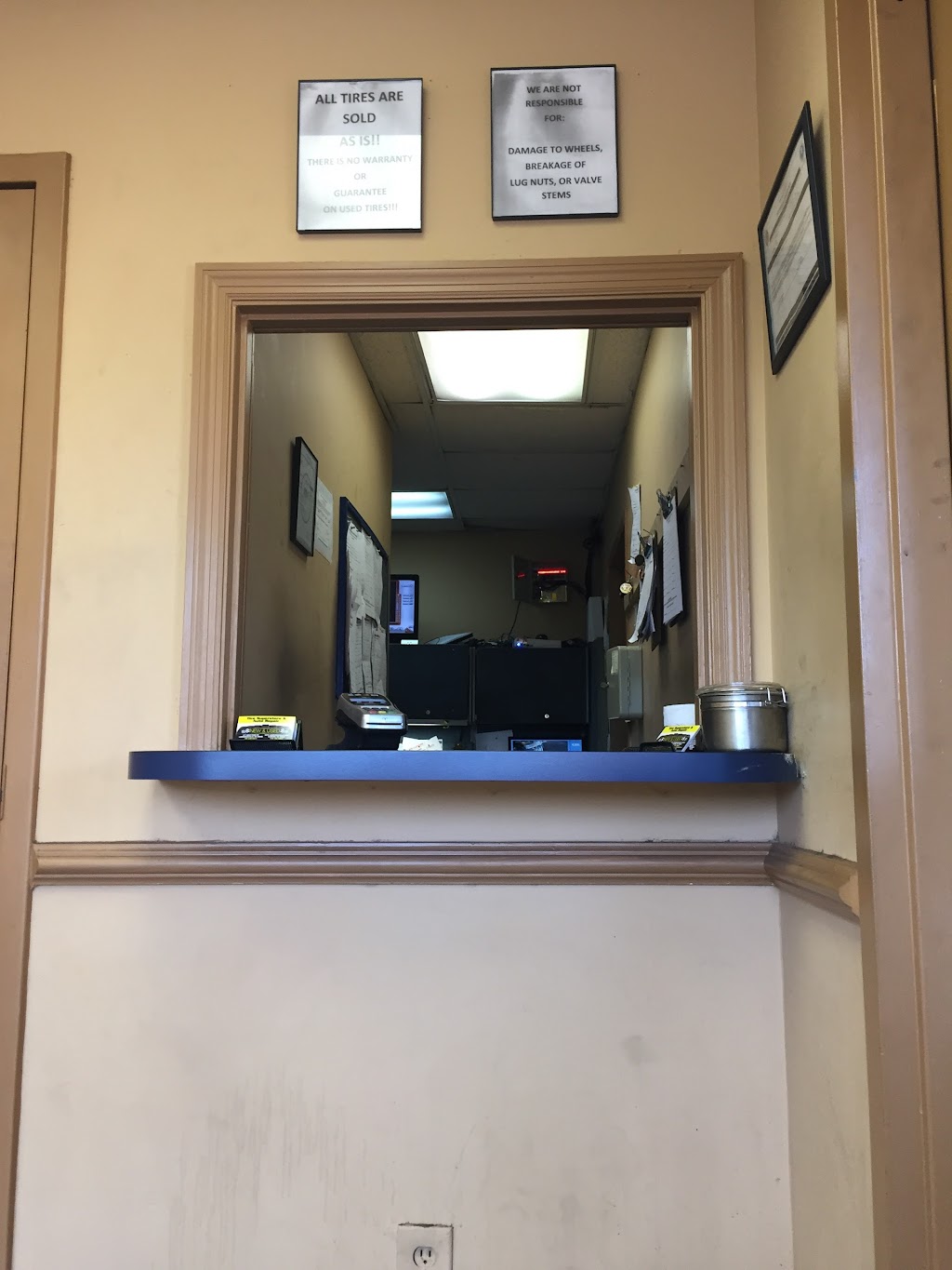 Tire Superstore Inc | 371 W Pike St, Lawrenceville, GA 30046, USA | Phone: (770) 338-8473