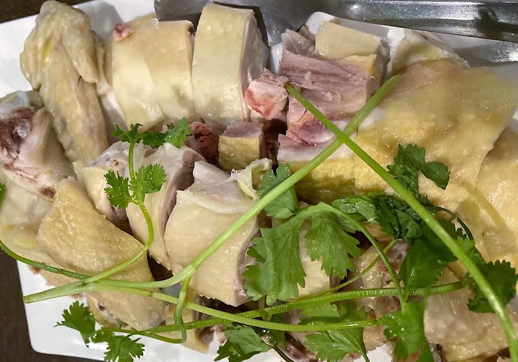 Happy Cafe Chinese Restaurant | 945 S Federal Blvd G, Denver, CO 80219, USA | Phone: (303) 922-2226