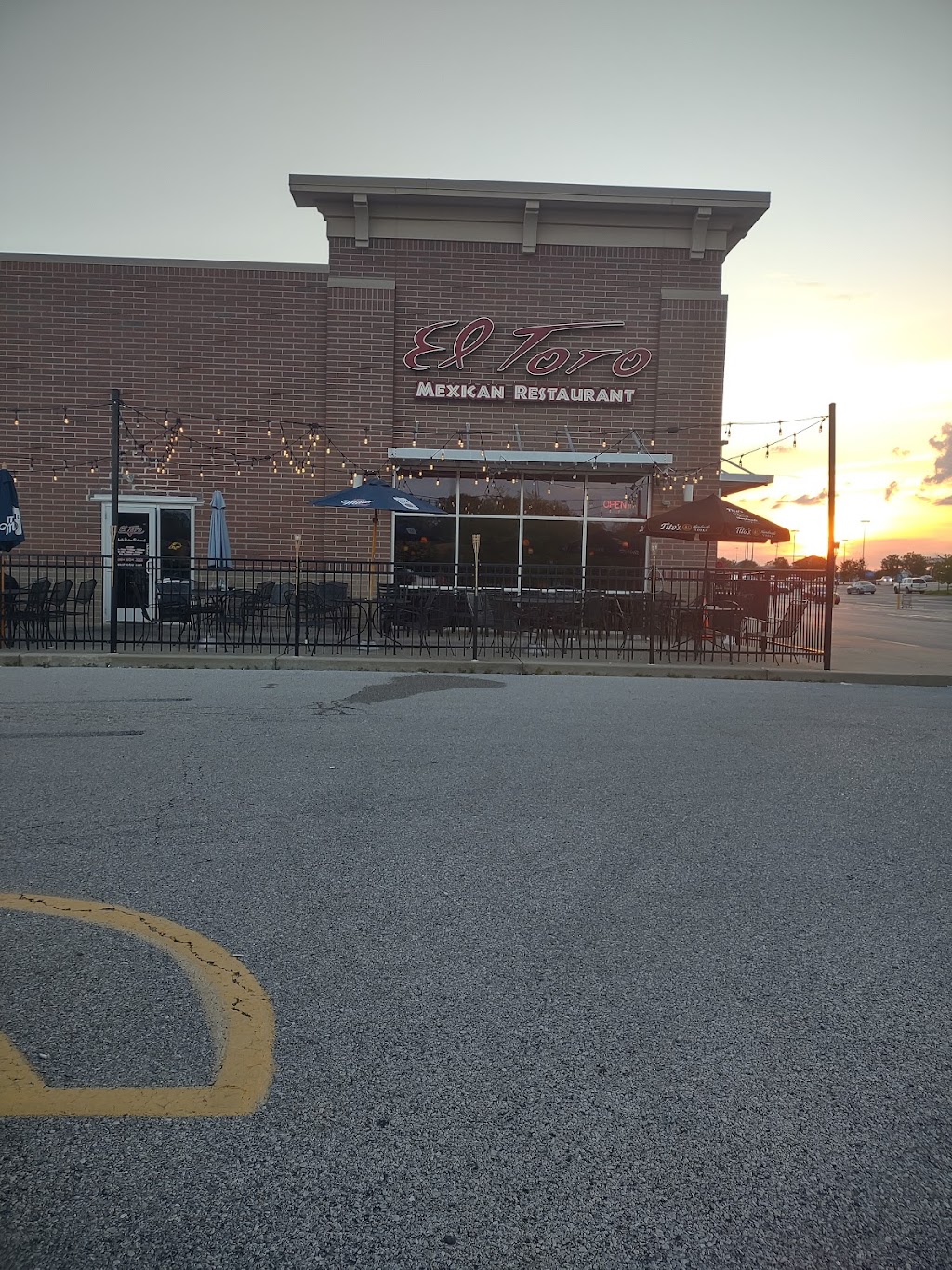 El Toro Bravo of Walton | 625 Chestnut Dr, Walton, KY 41094, USA | Phone: (859) 493-0222