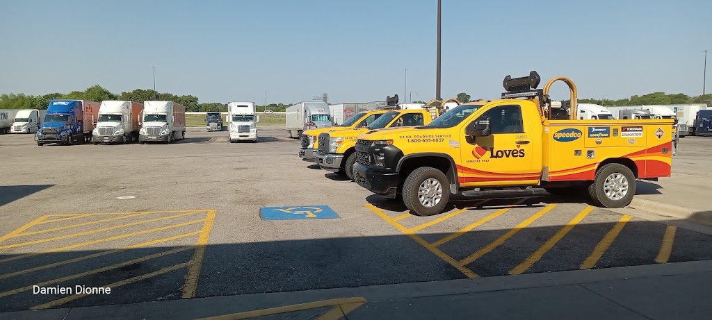 Loves Truck Care | 1021 Dale Evans Dr, Italy, TX 76651, USA | Phone: (972) 483-1686