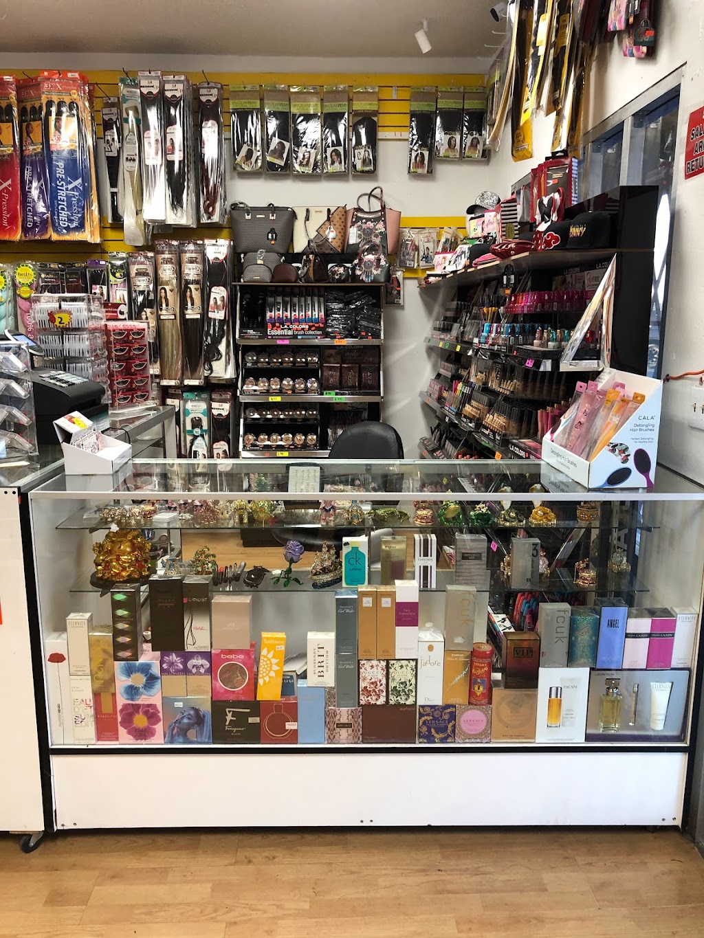 Mouli Beauty Supply | 14464 7th St C, Victorville, CA 92395, USA | Phone: (442) 285-4153