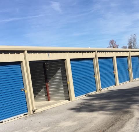 Calera Self-Storage | 137 Apricot Ln, Calera, AL 35040, USA | Phone: (205) 668-6291