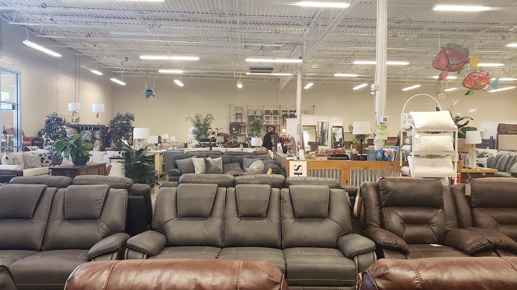 Furniture Market Warehouse | 1330 E Dixie Dr, Asheboro, NC 27203, USA | Phone: (336) 318-1098