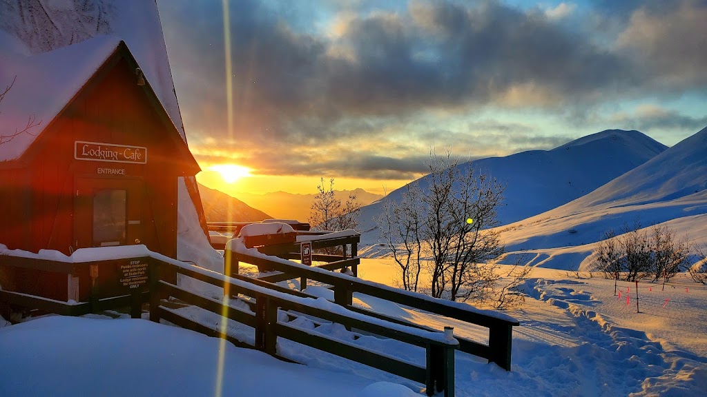 Hatcher Pass Lodge | Mi 175 & Fishhook Willow Rd, Gold Cord Rd, Palmer, AK 99645, USA | Phone: (907) 745-1200