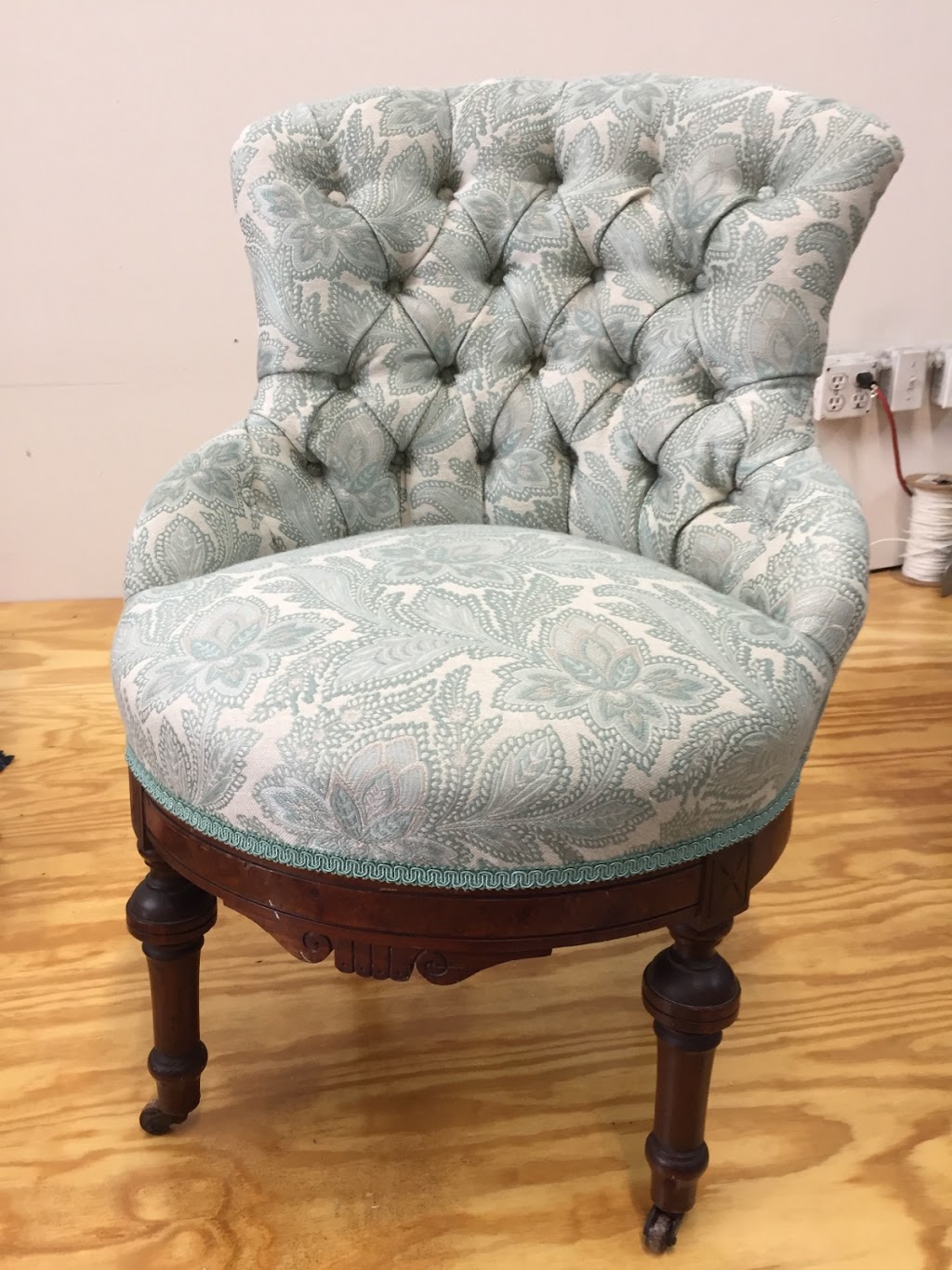 Rosier Upholstery | 710 5th Ave W, Palmetto, FL 34221, USA | Phone: (941) 729-8717