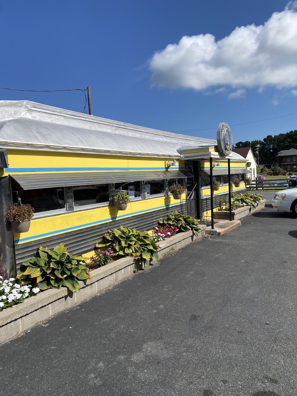 Exmore Diner | 4264 Main St, Exmore, VA 23350, USA | Phone: (757) 442-2313