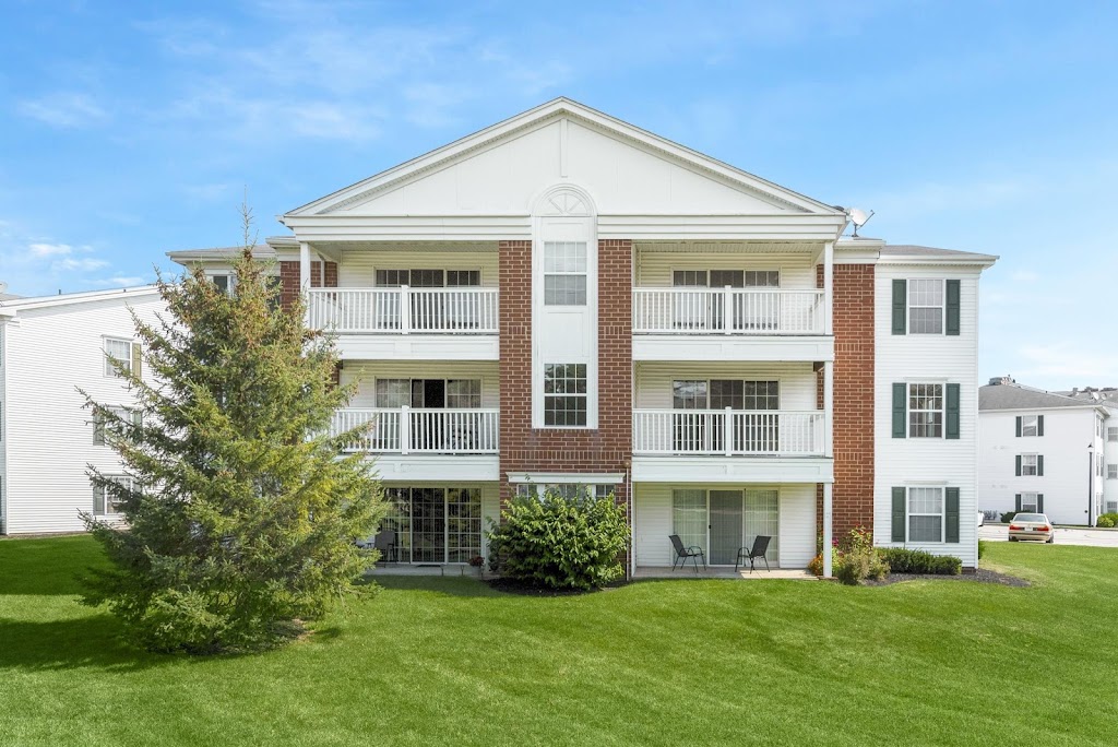 Parkwood Village | 3710 Edgebrooke Dr, Brunswick, OH 44212, USA | Phone: (330) 225-6224