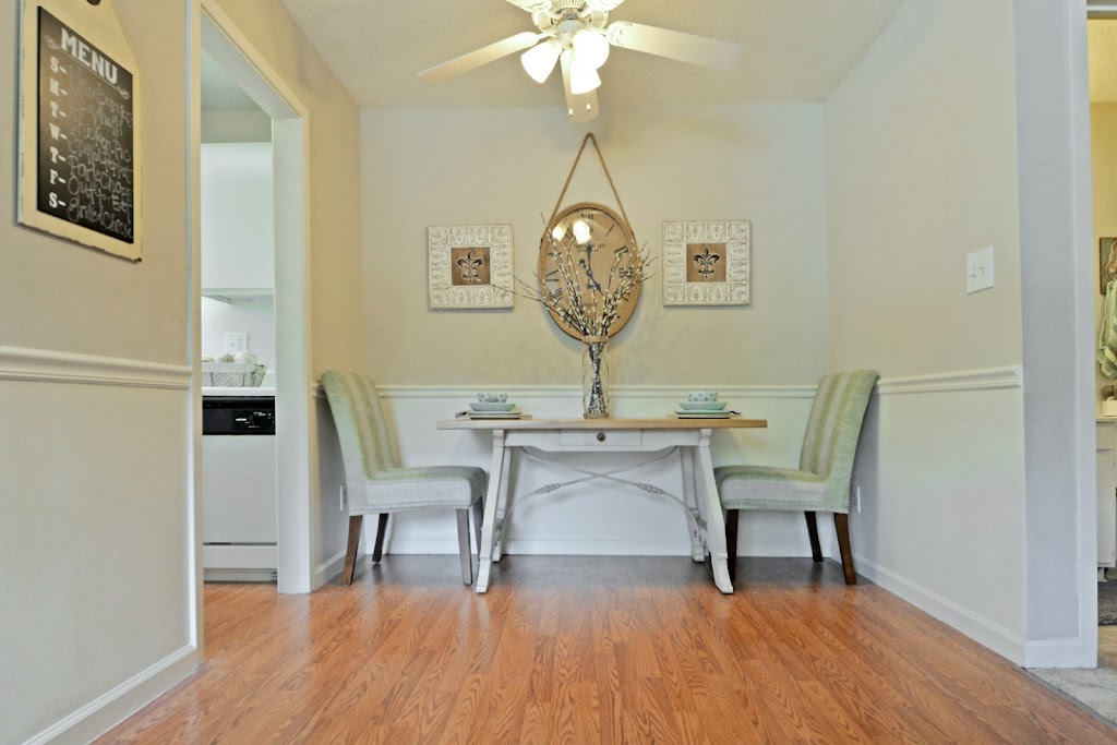 The Hamptons at Country Park Apartment Homes | 4515 Lawndale Dr, Greensboro, NC 27455, USA | Phone: (336) 282-0735