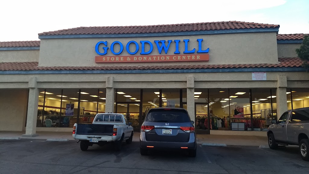Goodwill Southern California Store & Donation Center | 230-232 E Baseline Rd, Rialto, CA 92376, USA | Phone: (909) 562-0351