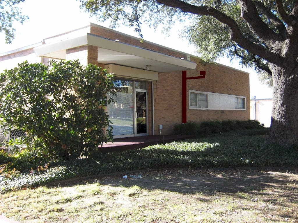 Dans Big & Tall Corporate Office | 7275 Envoy Ct, Dallas, TX 75247, USA | Phone: (214) 865-6363
