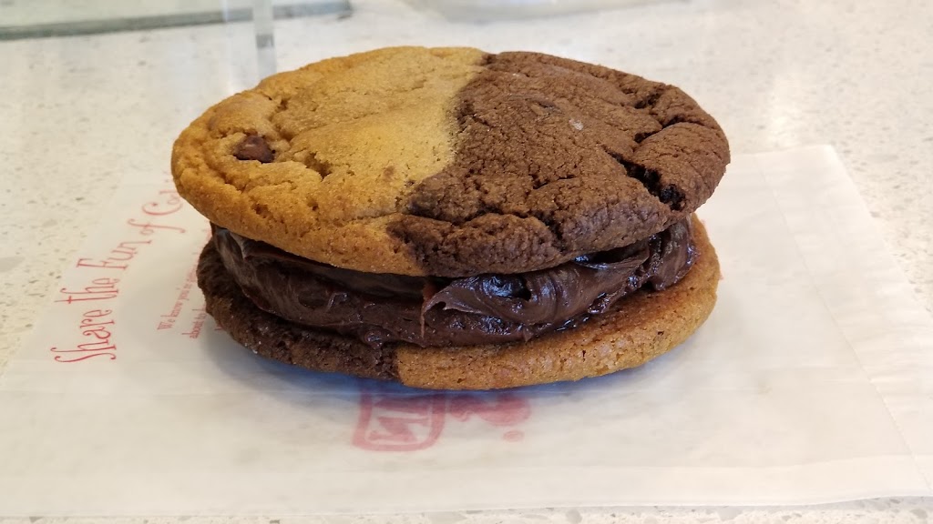 Great American Cookies | 1512 E Champlain Dr Suite 105, Fresno, CA 93720, USA | Phone: (559) 433-6671