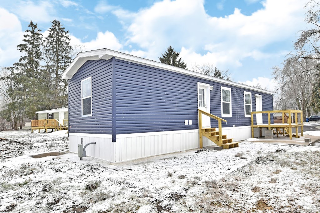 River Oaks MHC | 211 Arhaven Dr, Newton Falls, OH 44444, USA | Phone: (330) 872-7682