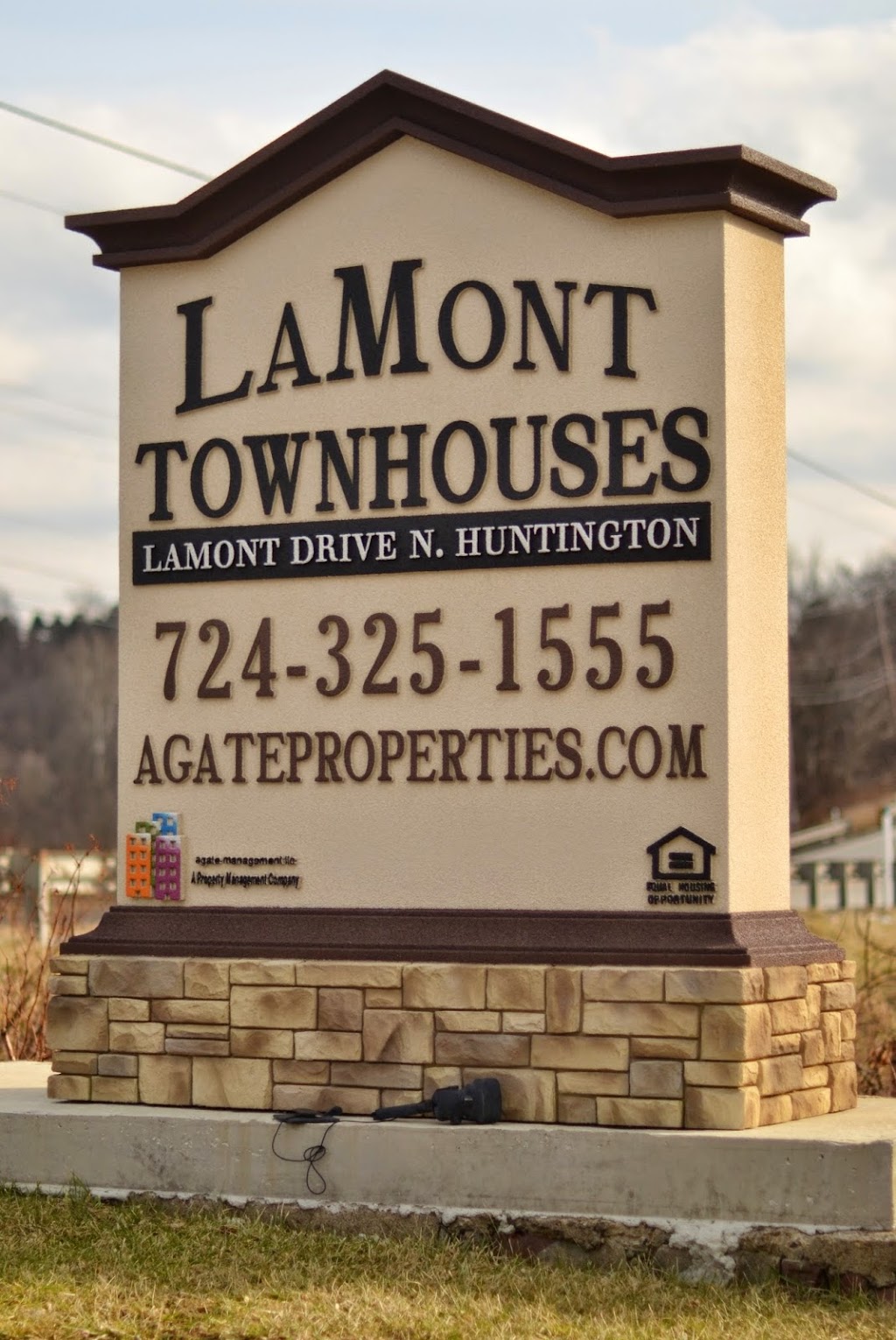 LaMont Townhouses | 92 Lamont Dr, North Huntingdon, PA 15642, USA | Phone: (724) 325-1555
