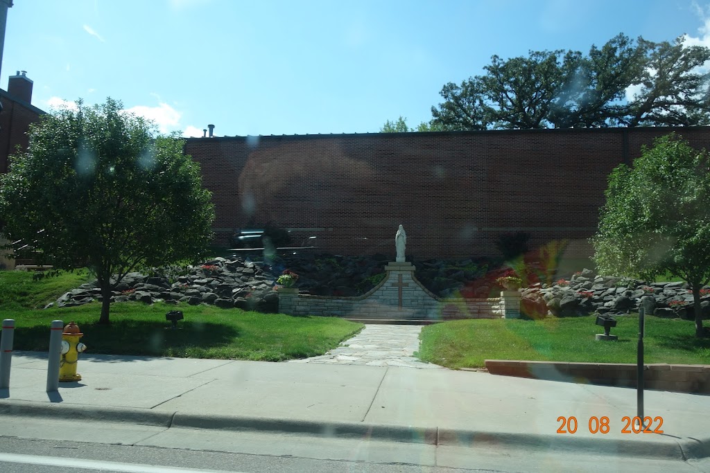 Our Lady of Lourdes Catholic Church | 2110 S 32nd Ave, Omaha, NE 68105, USA | Phone: (402) 346-0900