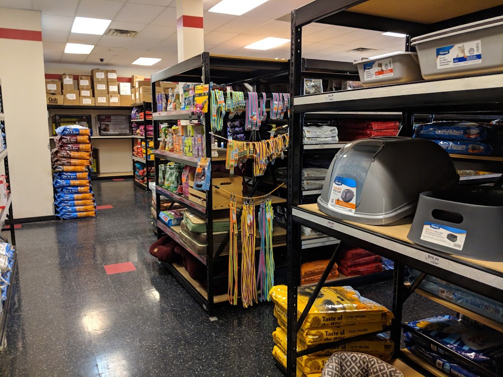 Chuck & Dons Pet Food & Supplies | 4255 Pheasant Ridge Dr NE Unit 304, Blaine, MN 55449, USA | Phone: (763) 253-4138