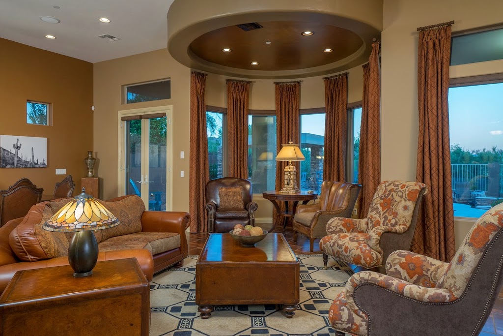 Hilary and Jay - Oro Valley Real Estate Agents- Long Realty | 8540 N Oracle Rd, Oro Valley, AZ 85704, USA | Phone: (520) 344-2237