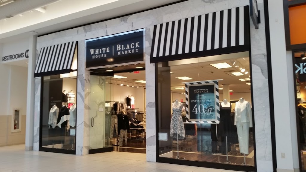 White House Black Market | 1825 Fashion Outlets Blvd, Niagara Falls, NY 14304, USA | Phone: (716) 205-3802