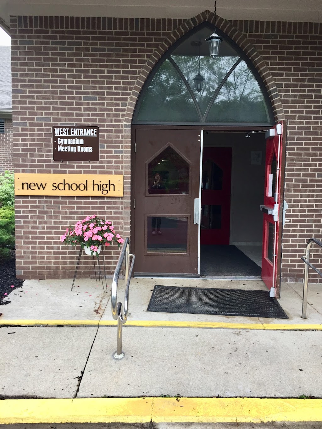 New School High | 46250 Ann Arbor Rd, Plymouth, MI 48170, USA | Phone: (734) 386-6601