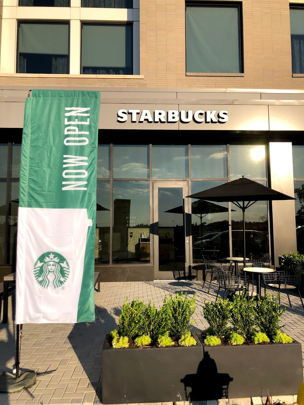 Starbucks | 4343 Frisco Green Ave, Frisco, TX 75034, USA | Phone: (972) 987-0822