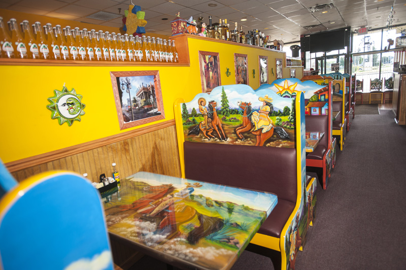 El Canelo | 3670 McKinley Pkwy, Buffalo, NY 14219, USA | Phone: (716) 822-1220