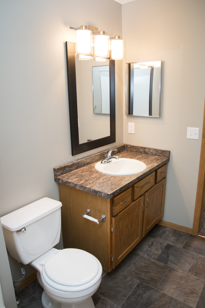 Highland View Apartments | 4441 N 1st St, Lincoln, NE 68521, USA | Phone: (402) 436-3483