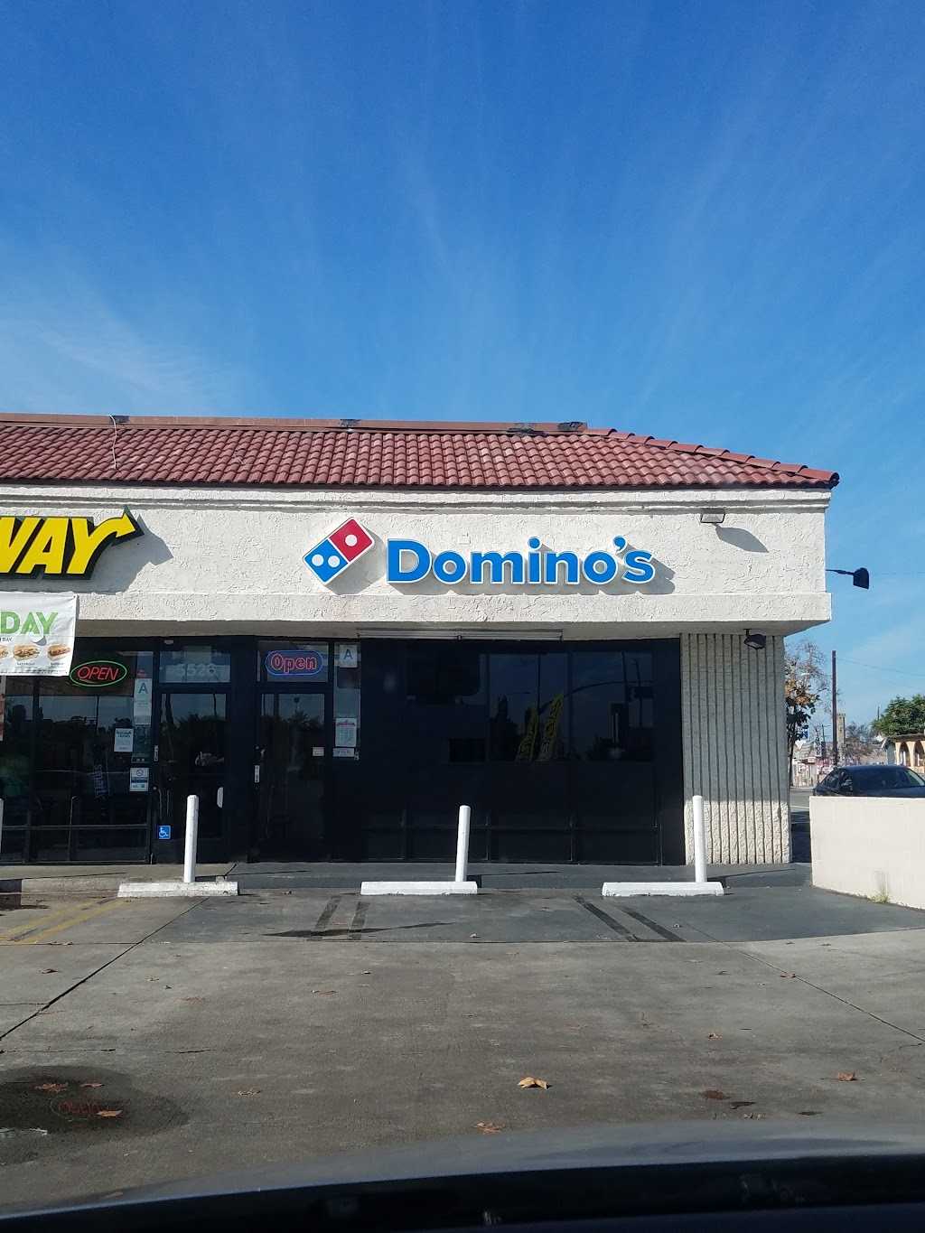 Dominos Pizza | 5524 York Blvd, Los Angeles, CA 90042, USA | Phone: (323) 255-5999