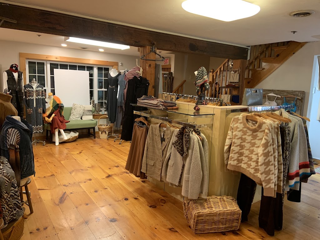 Lyn Evans(happy clothes) | 376 Washington St, Norwell, MA 02061, USA | Phone: (781) 987-1528