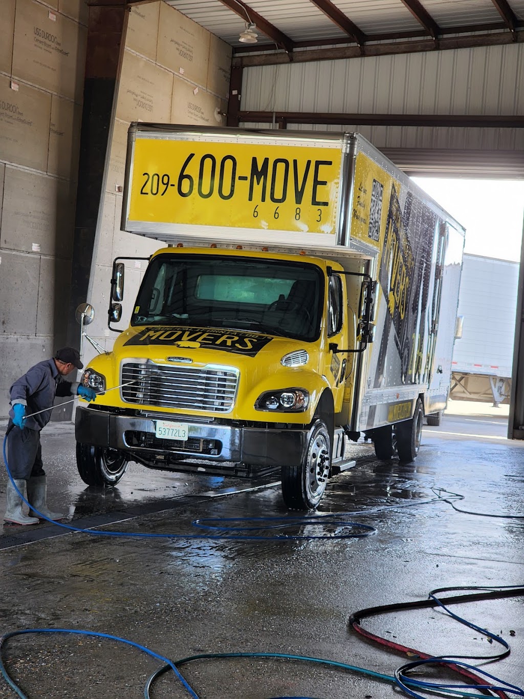 AAA Truck Wash LLC | 15420 August Ave, Delhi, CA 95315, USA | Phone: (209) 669-5475