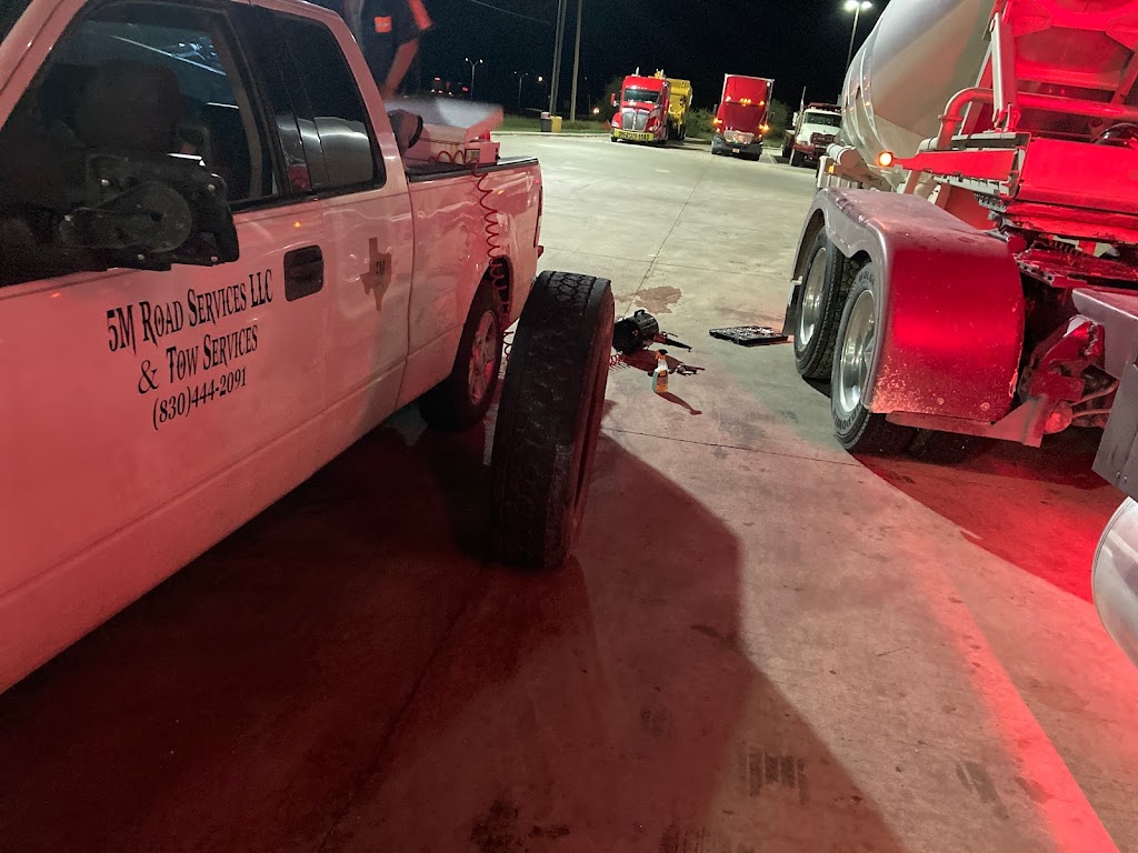 5M Road Service & Towing | 570 Co Rd 765, Moore, TX 78057 | Phone: (830) 444-2091