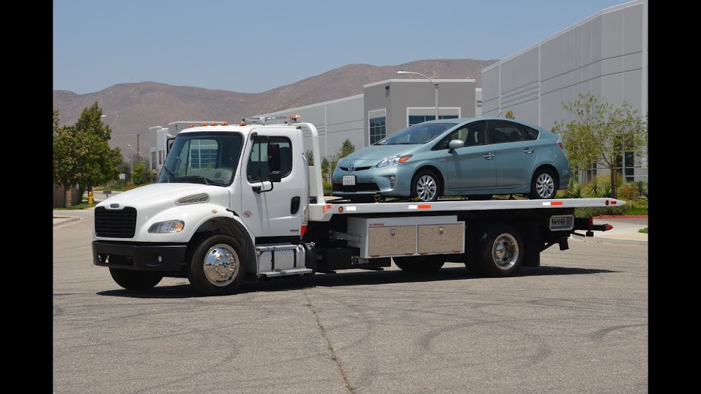 Big Truck Tow Palo Alto | 320 E Okeefe St #18, East Palo Alto, CA 94303 | Phone: (408) 809-1725