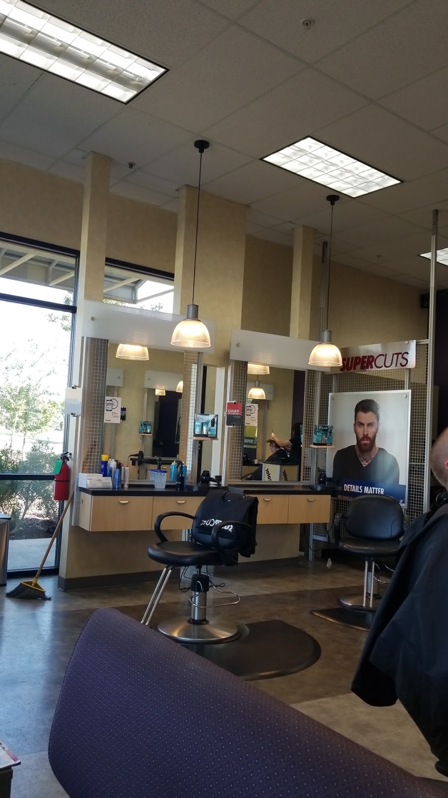 Supercuts | 5830 Antelope Rd #100, Sacramento, CA 95842, USA | Phone: (916) 334-3814