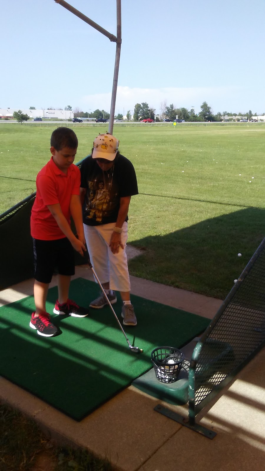 Airport Driving Range and Pro Shop | 207 Youngs Rd, Williamsville, NY 14221, USA | Phone: (716) 634-5588