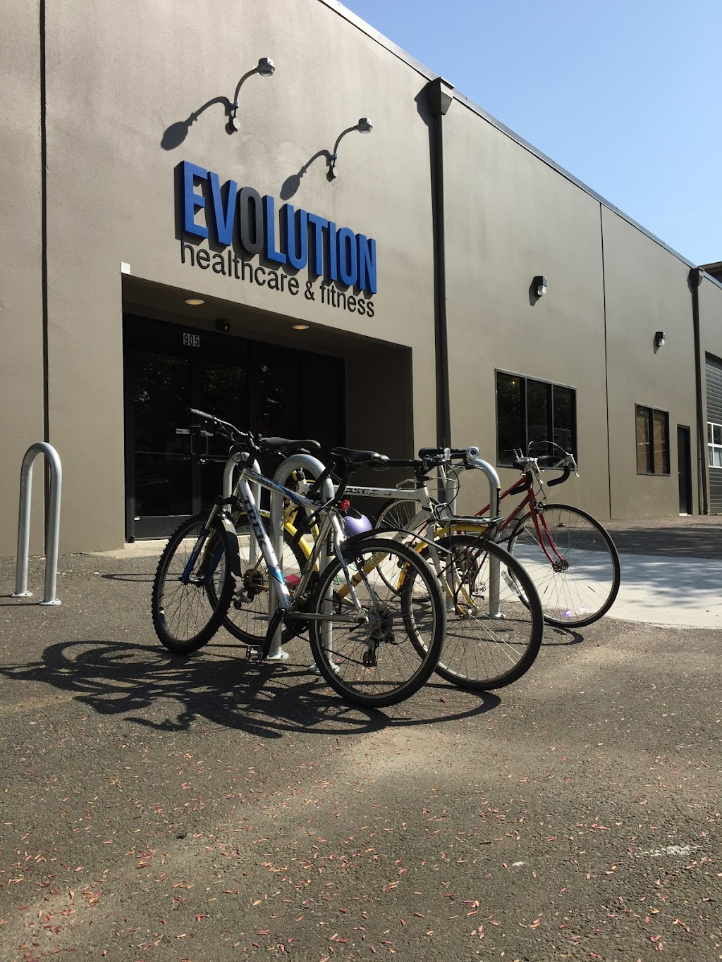 Evolution Healthcare & Fitness | 905 SE Ankeny St, Portland, OR 97214, USA | Phone: (971) 236-7610