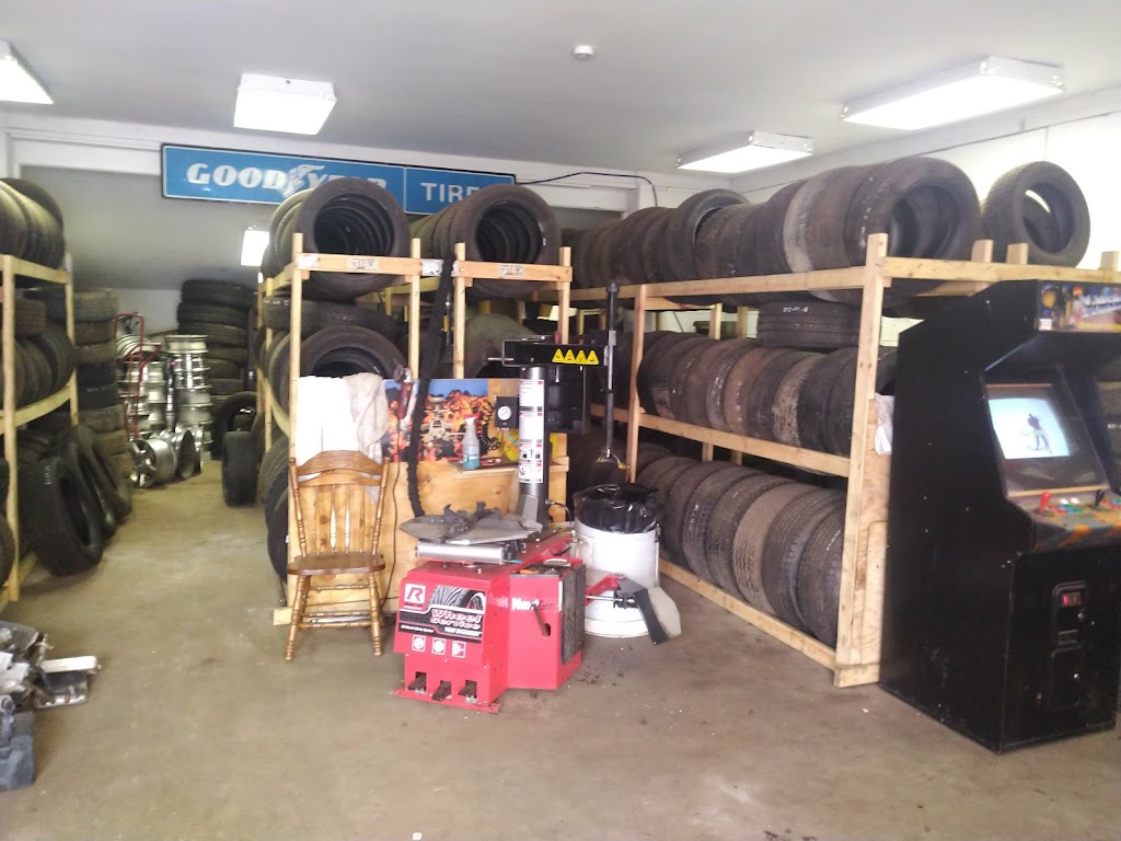 Gene and Son Used Tires | 658 East HuronDrive, Belleville, MI 48111, USA | Phone: (734) 502-4017